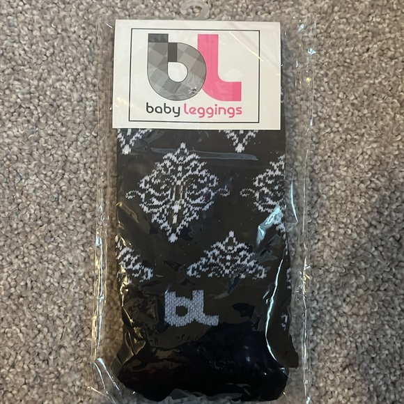 Baby Legs - Picture 3 of 10